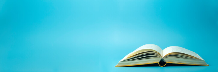 三国和水浒发生时间哪个在前-